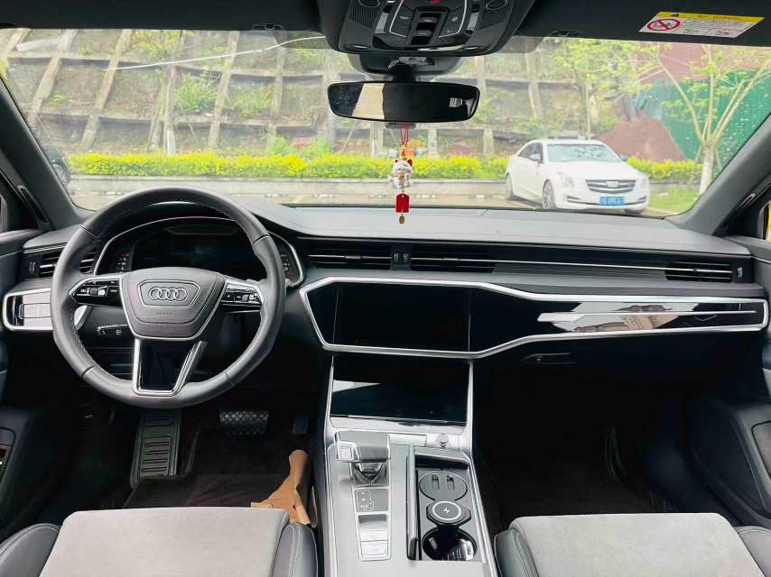 Audi A6L 45 Dynamic 2