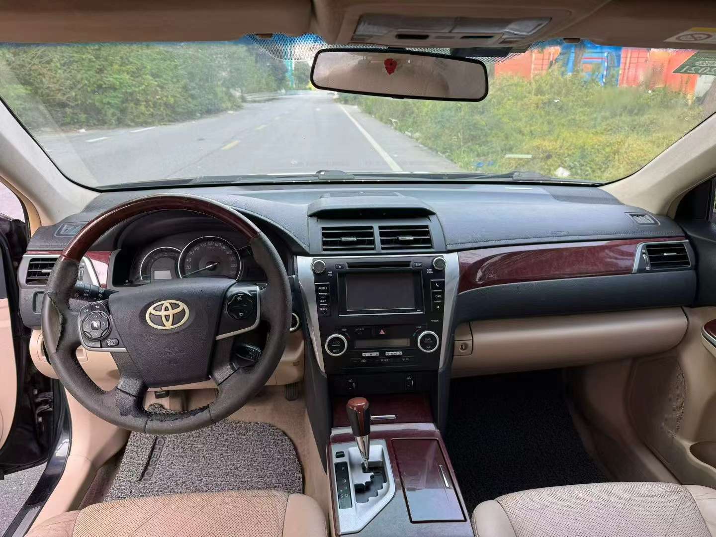 Toyota Camry 2.5G Luxury Edition 6