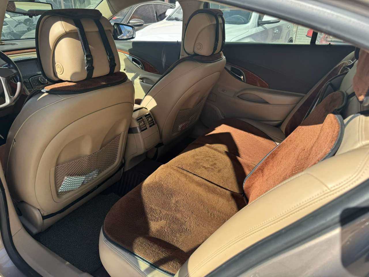 Buick LaCrosse 8