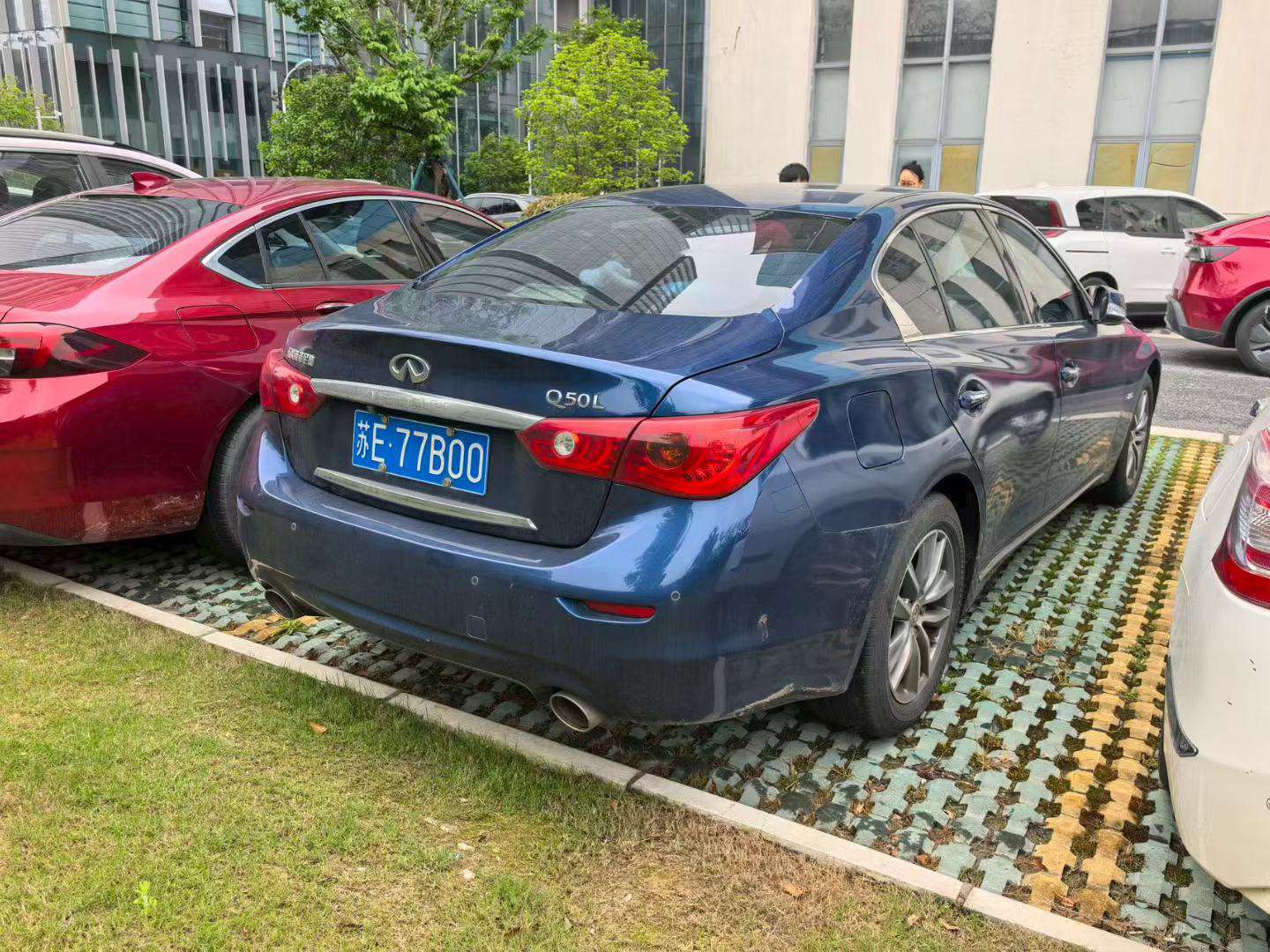 Infiniti Q50L 2.0T Enjoy Edition 8