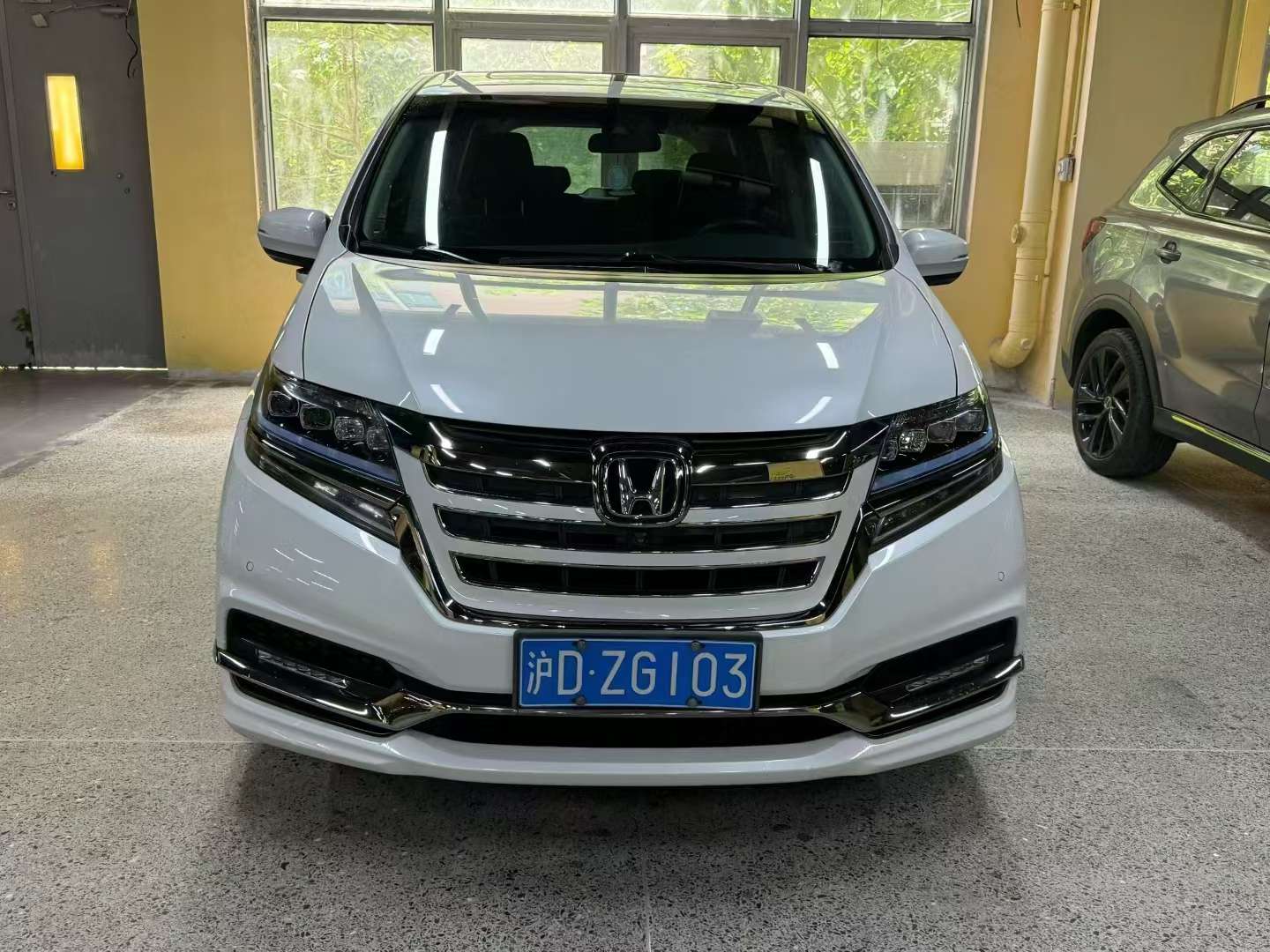 Honda Elysion 2