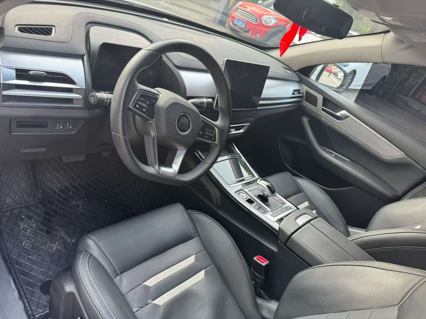 BYD Qin Pro 2019 1.5T Plug-in Hybrid 8