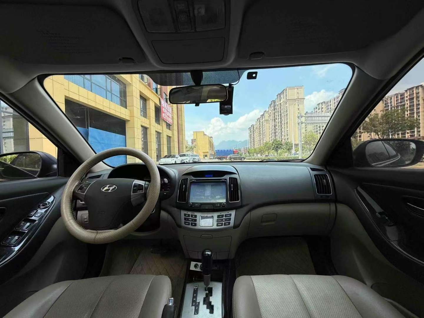 Hyundai Verna Automatic Comfort Edition 7