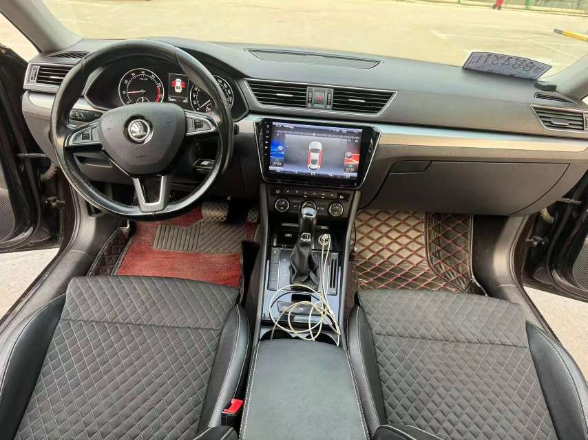 Skoda Superb 1.4T Automatic Sunroof Chuangxing Edition 5