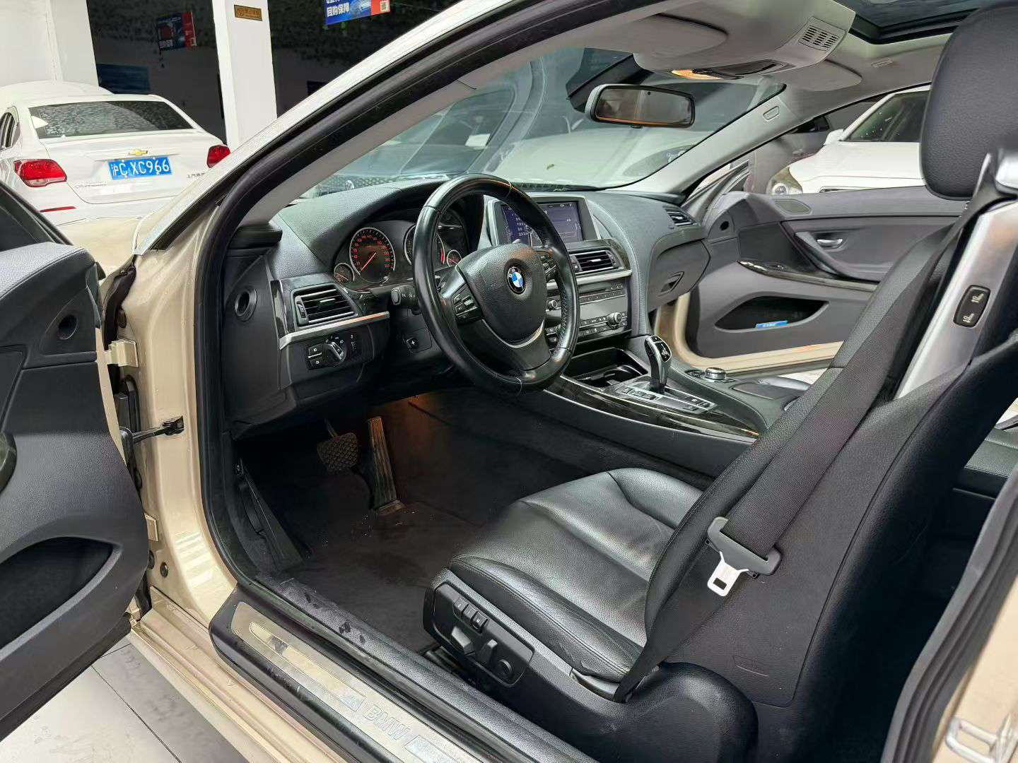 BMW 6 Series 640i (Imported) 4