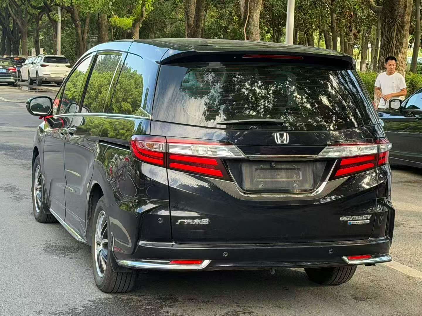 Honda Odyssey 2019 2.0 Hybrid 6