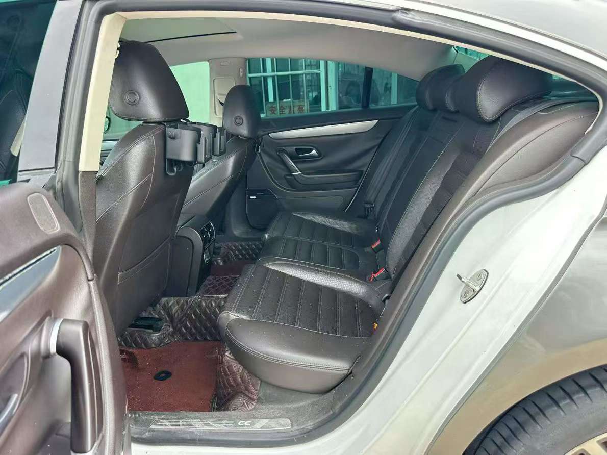 Volkswagen CC 2.0T Supreme 6