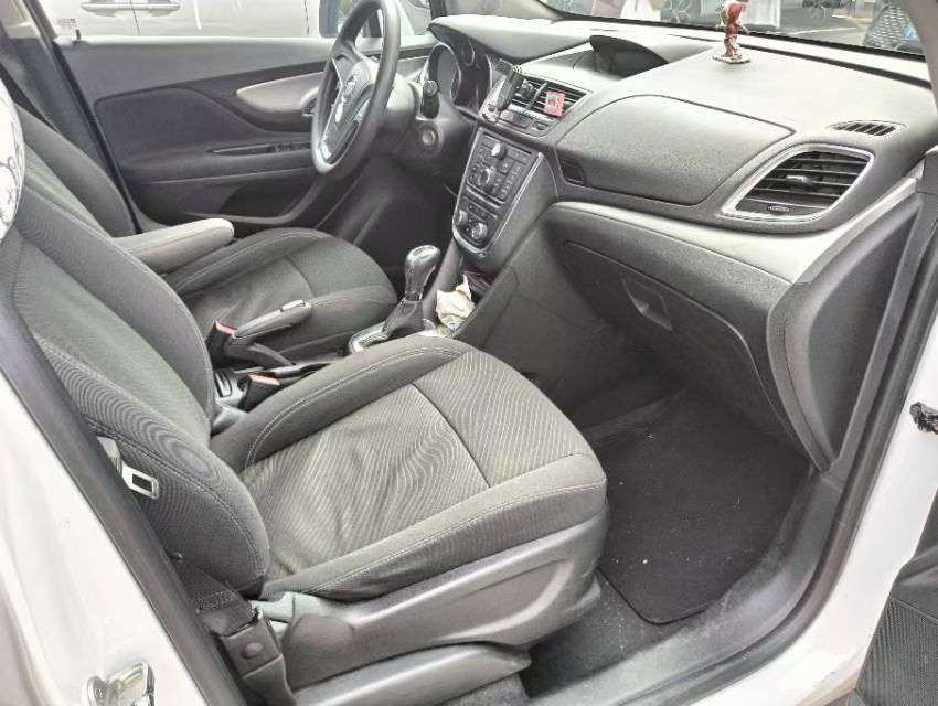 Buick Encore 4