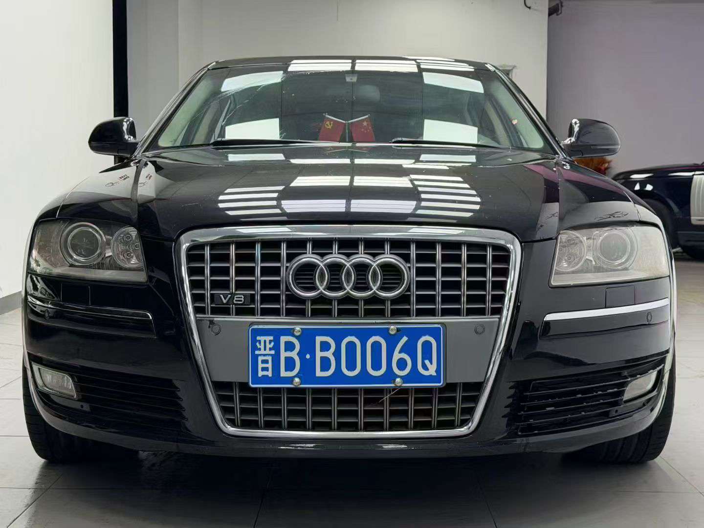 Audi A8 2