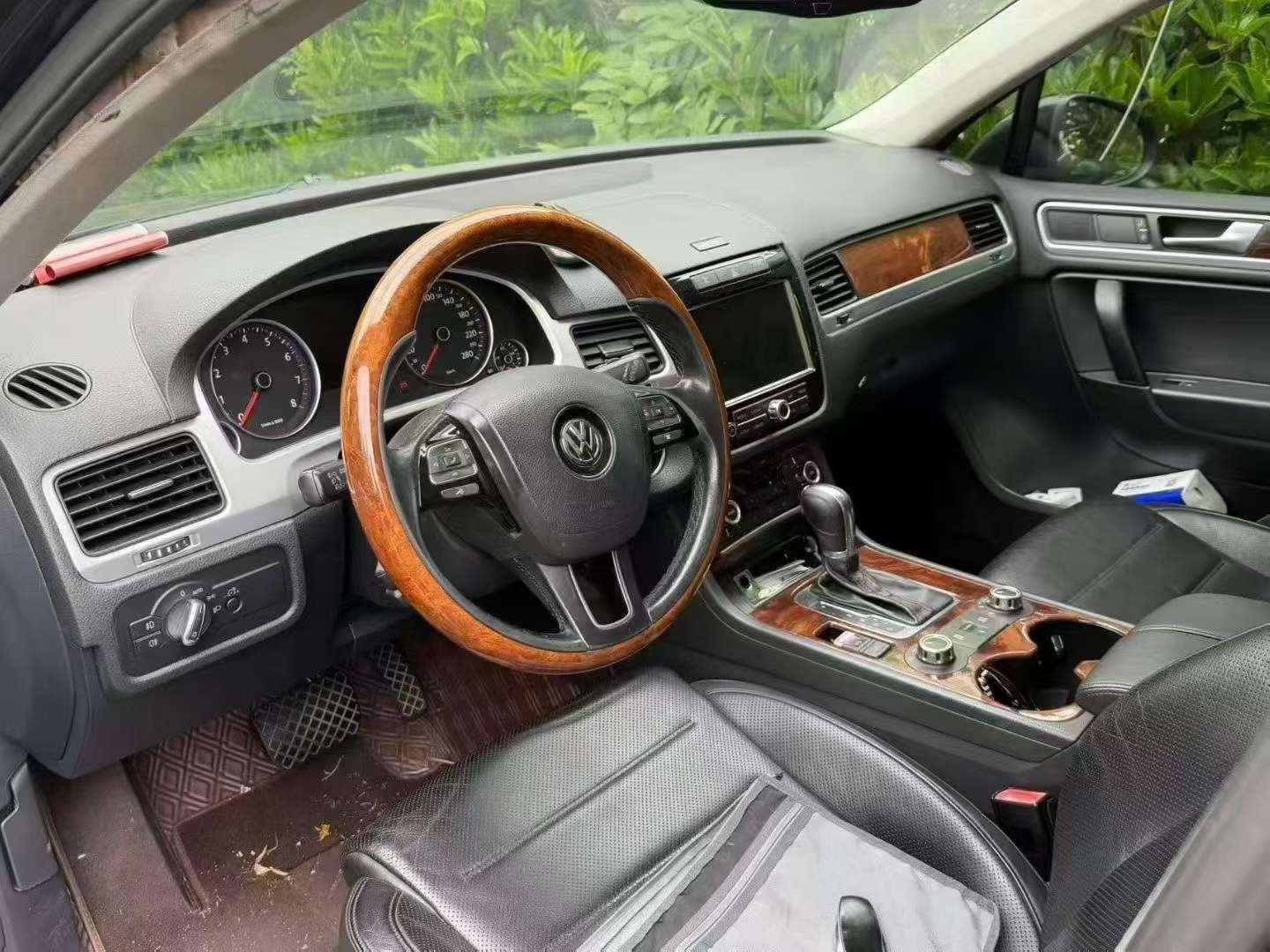 Volkswagen Touareg 2