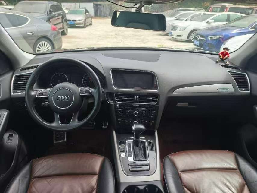 Audi Q5 2.0T Technology 5