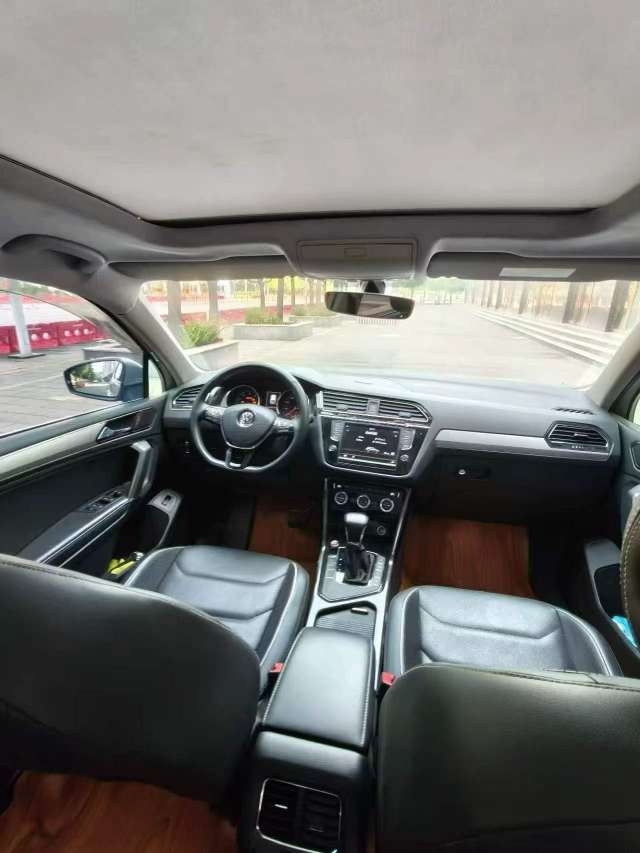 Volkswagen Tiguan L 5