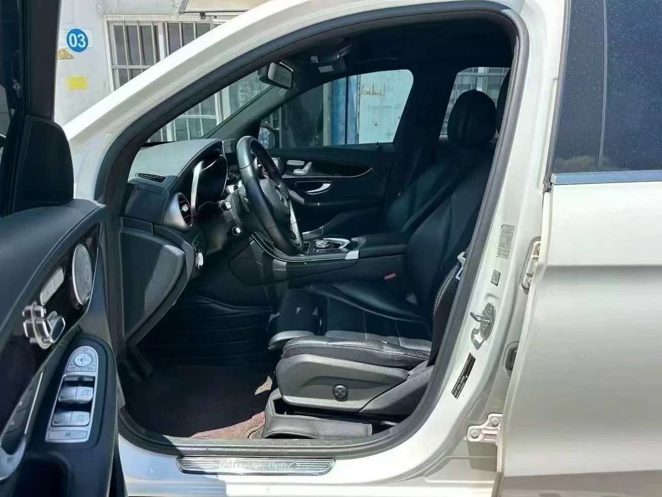 Mercedes-Benz GLC GLC260 4WD Luxury 2.0T 5
