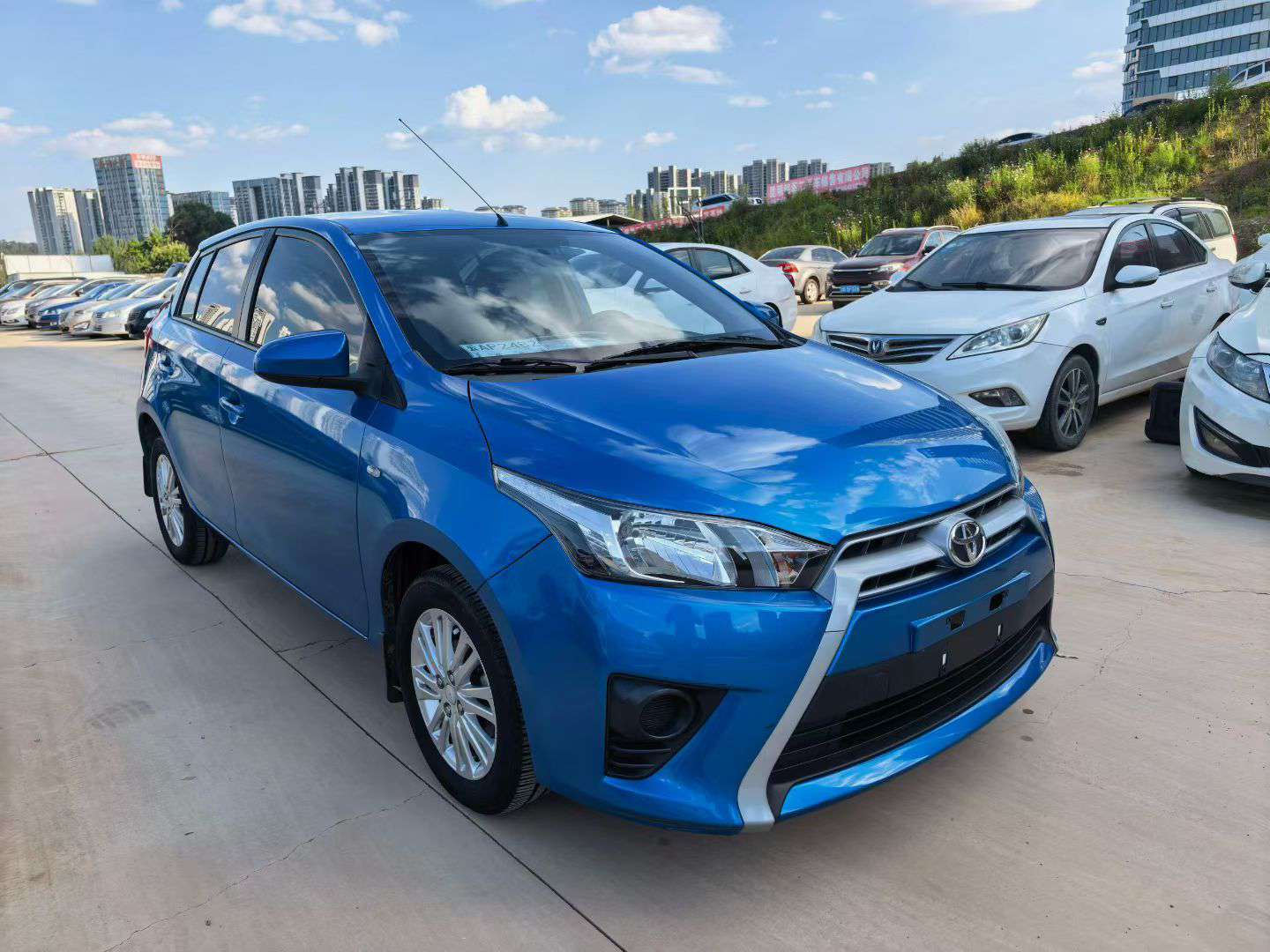 Toyota Yaris 2