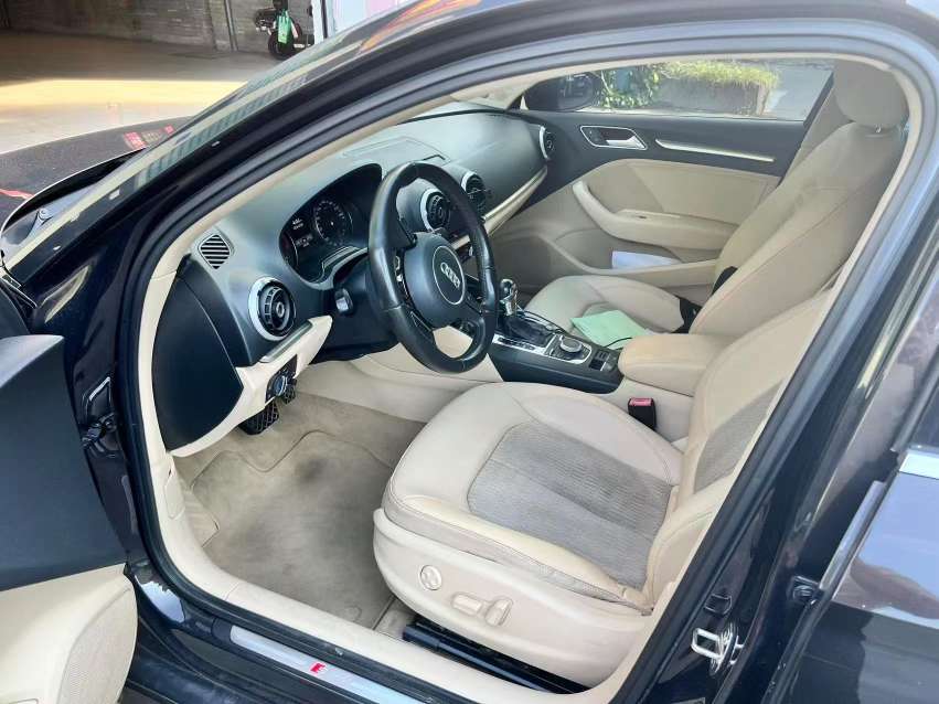 Audi A3 2014 1.8TFSI 40TFSI Comfort Edition 6