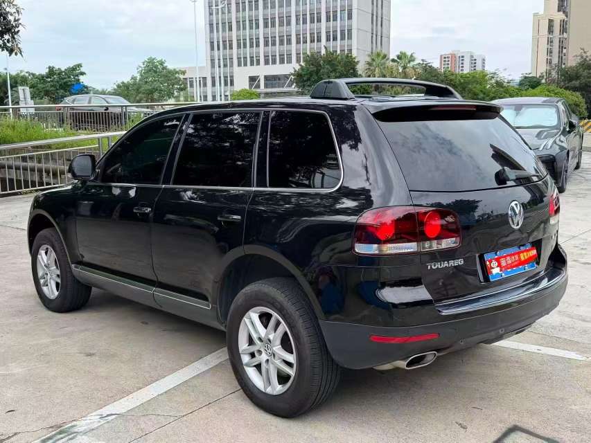Volkswagen Touareg 3.0T Diesel Standard Edition 4
