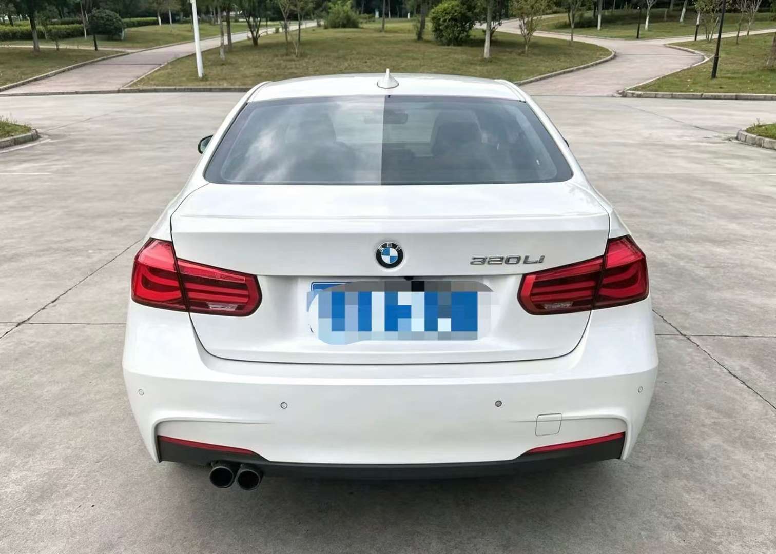 BMW 3 Series 2.0T Sport 3