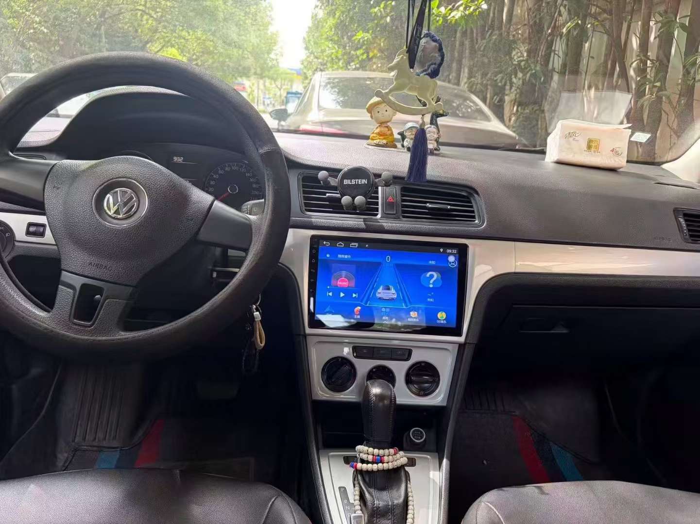 Volkswagen Lavida 1.6L Automatic 5