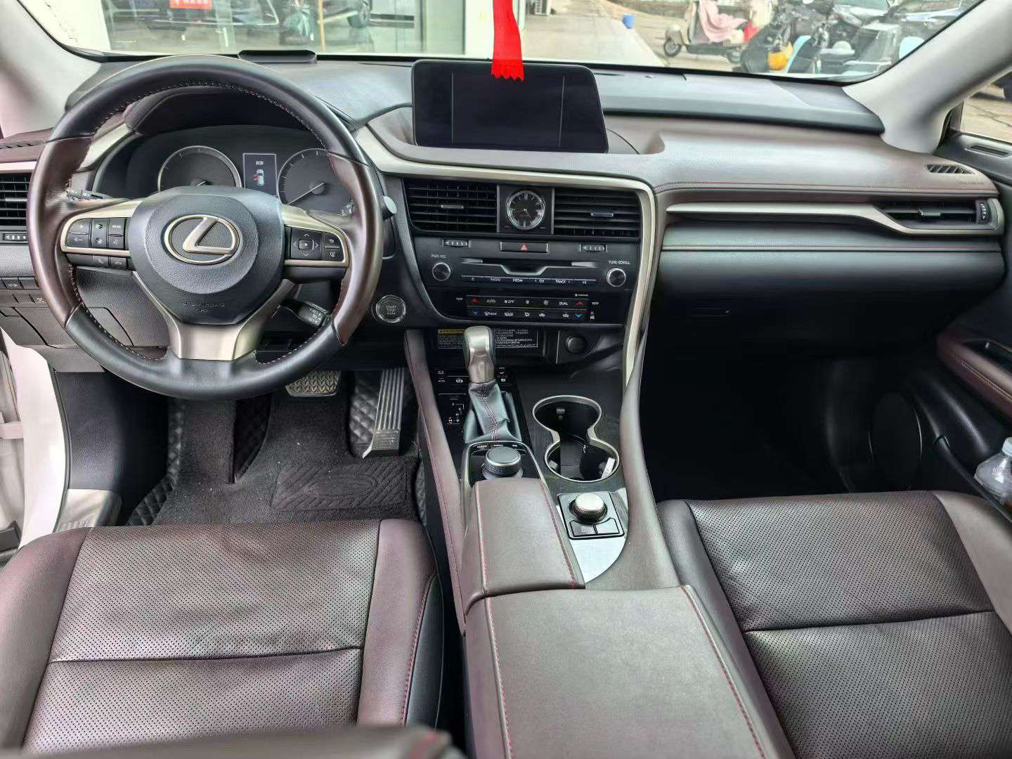 Lexus RX 2.0T AWD Elegance Edition 2