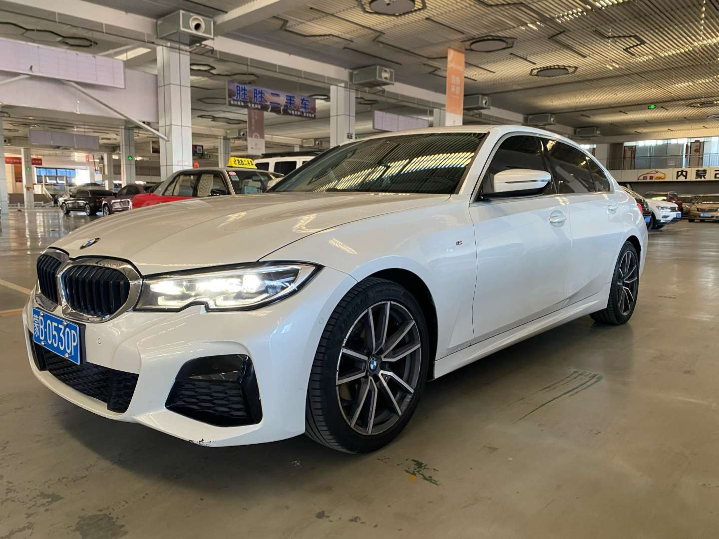 BMW 3 Series 2020 320Li M Sport 3