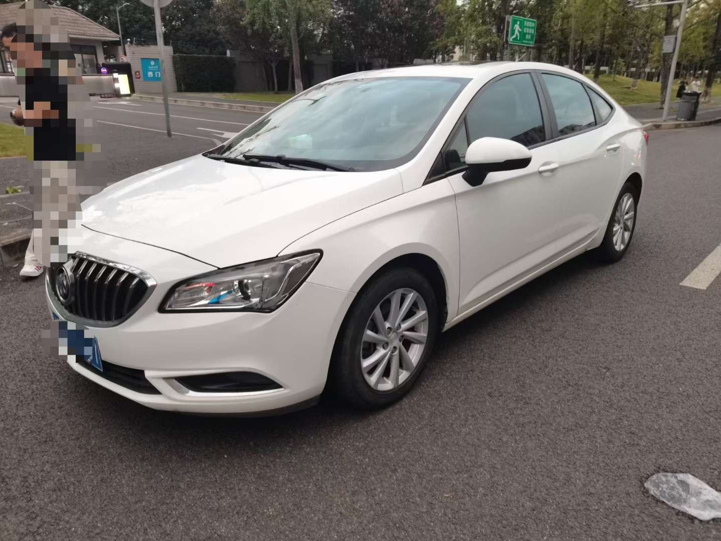 Buick Verano 1.5L Automatic Sunroof