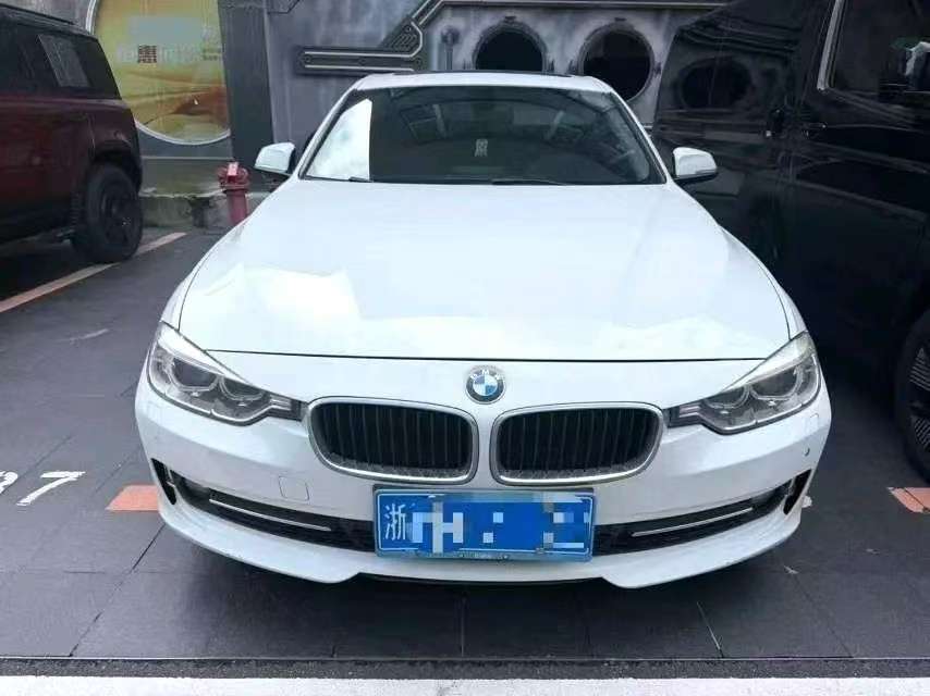 BMW 3 Series 320Li Sport 2