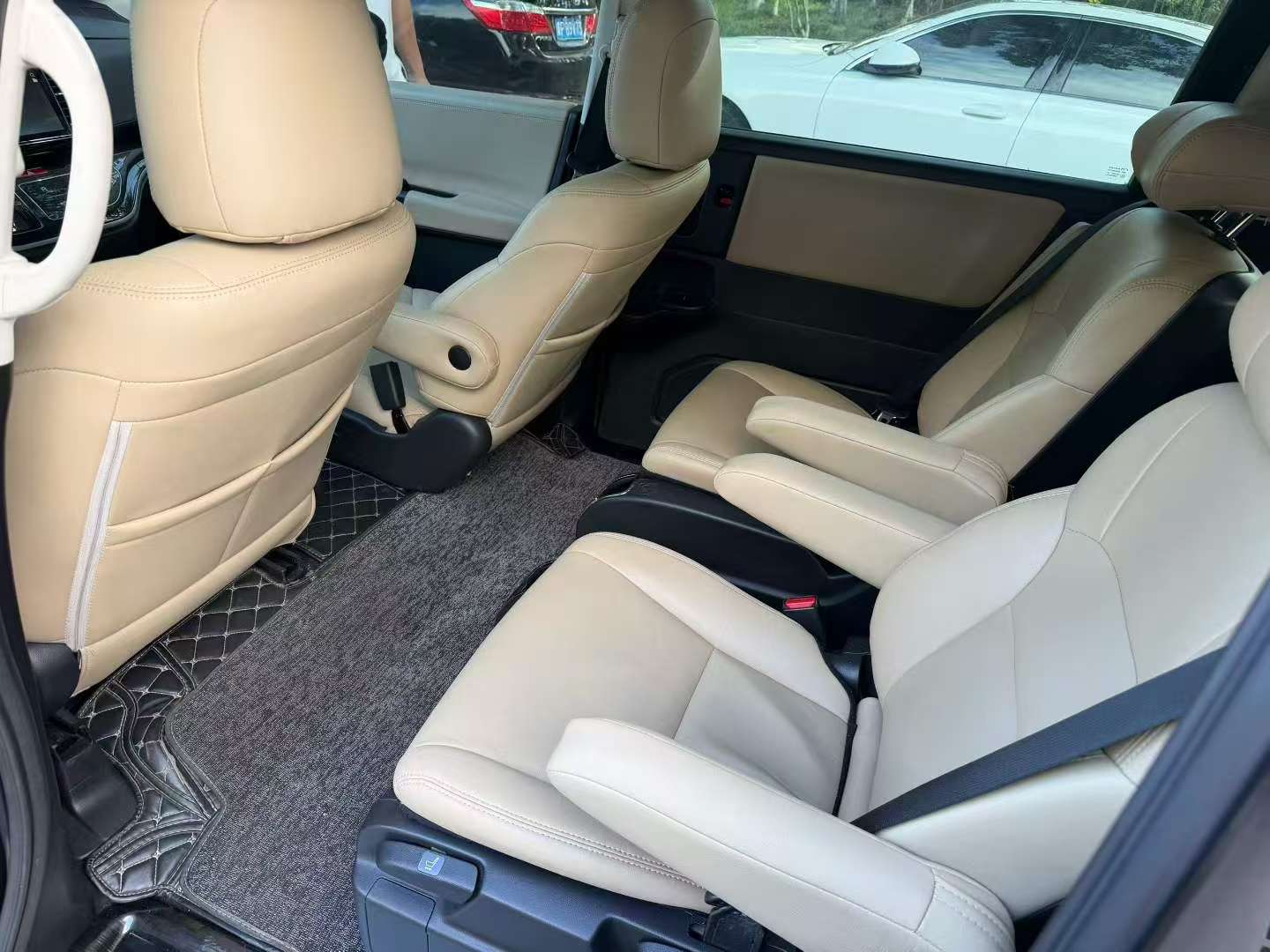 Honda Odyssey 2019 2.0 Hybrid 7