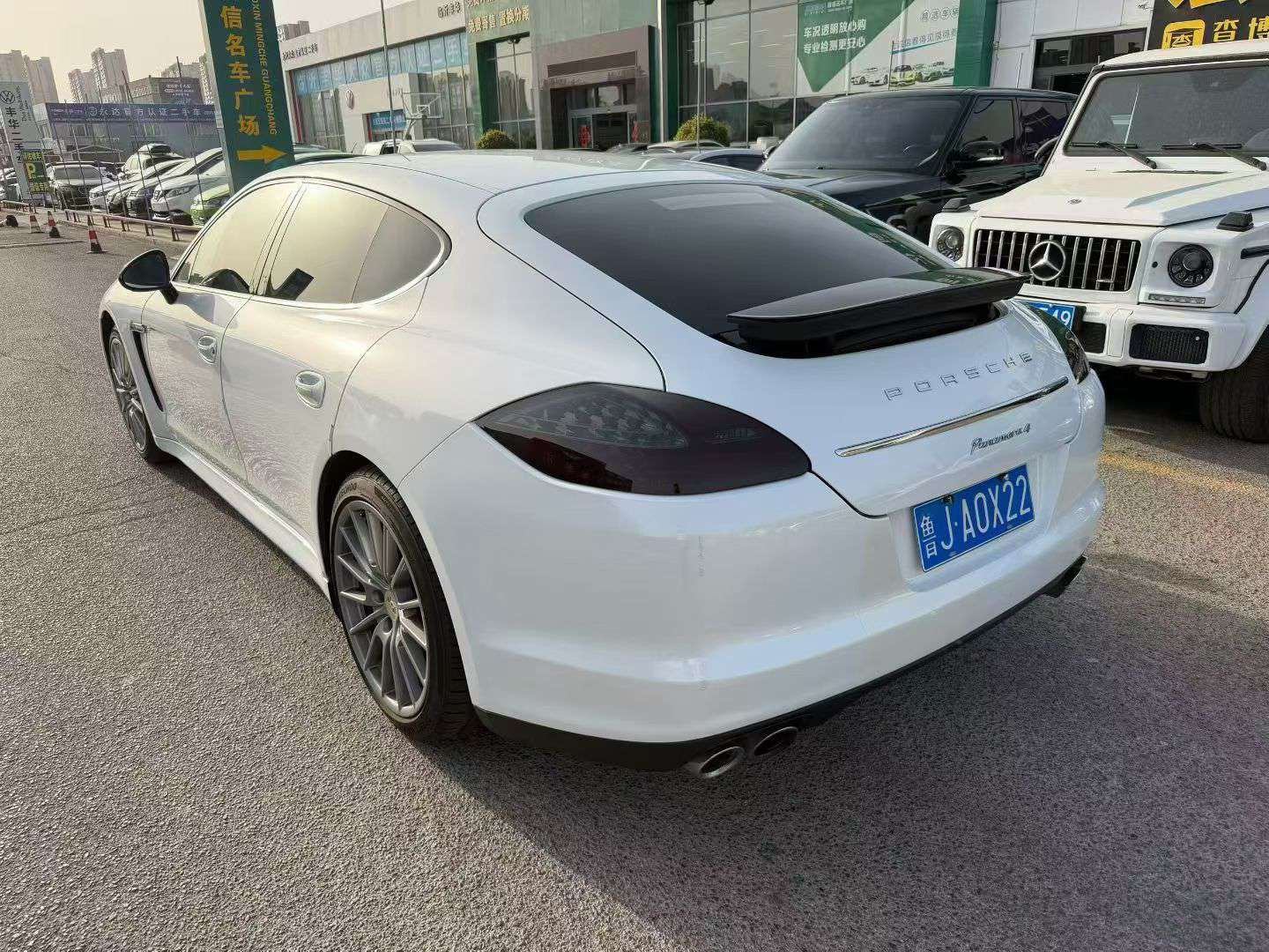 Porsche Panamera 7