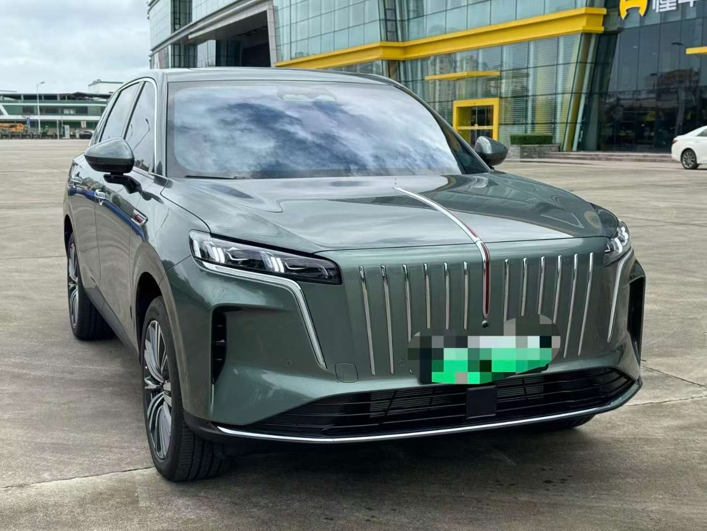 Hongqi HS6 2026 PHEV 240 Intelligent Hybrid