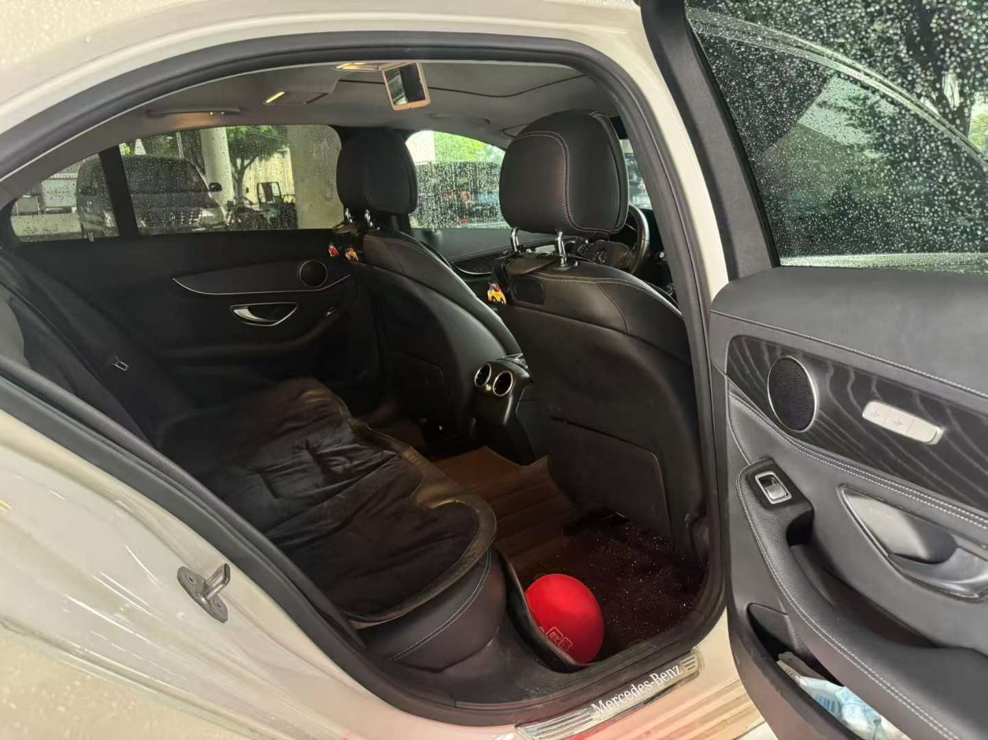 Mercedes-Benz C-Class C200L Sport 8
