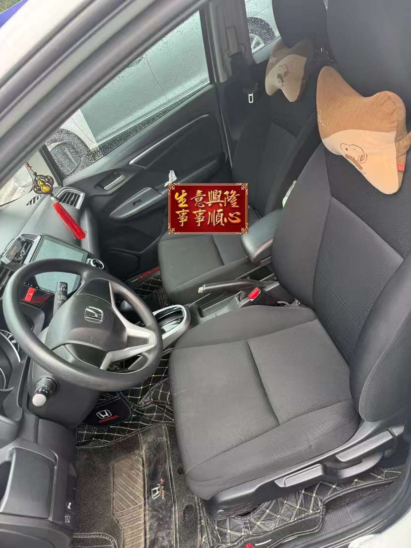 Honda Fit 1.5L Automatic Fashion 2