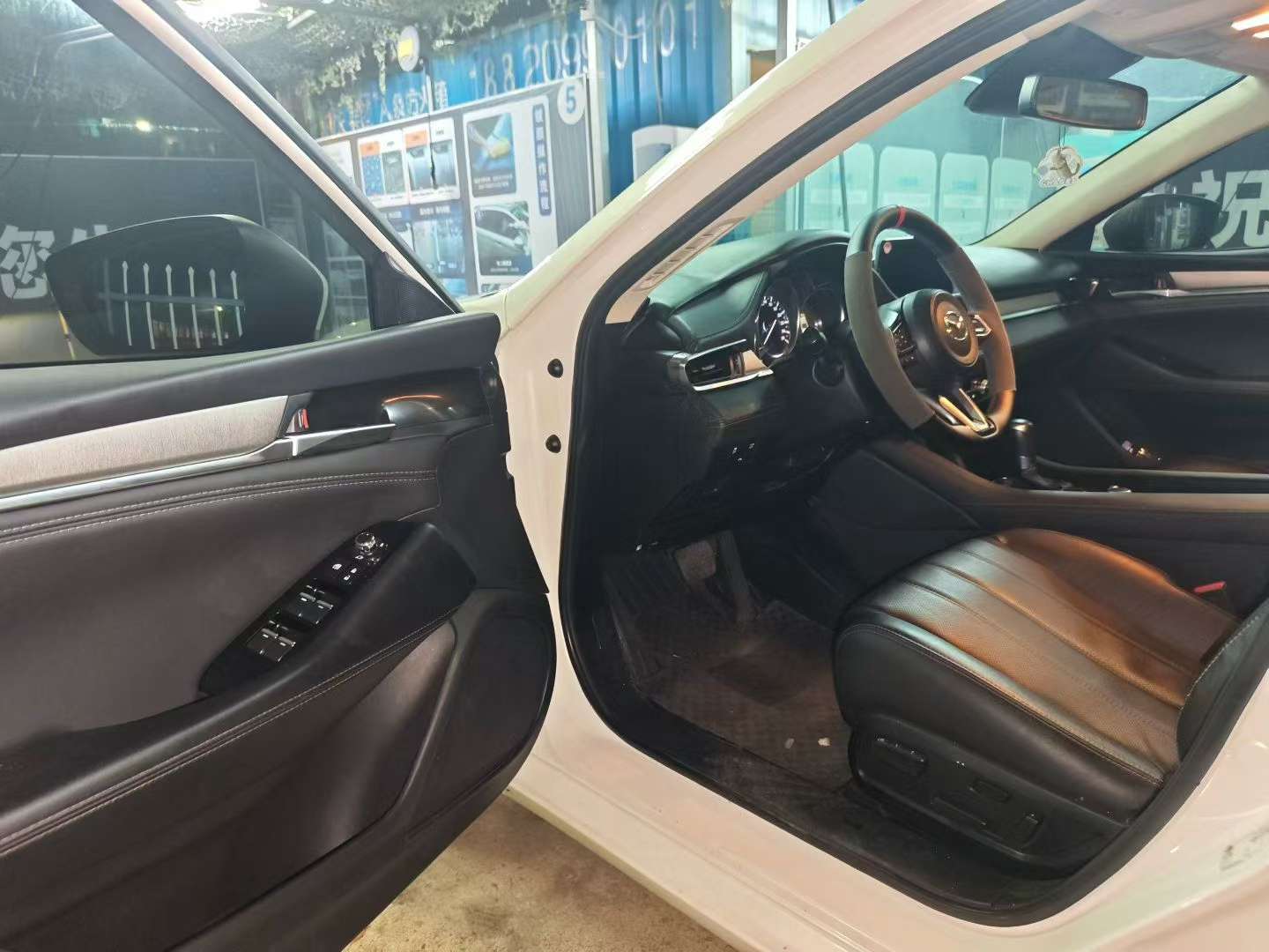 Mazda Atenza 2.0L Skyactiv Luxury 4