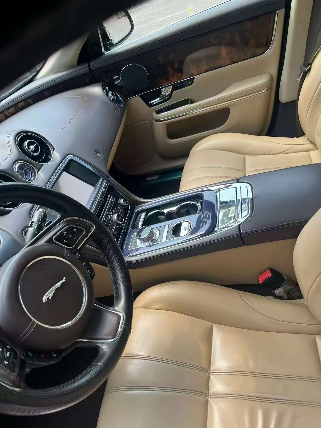 Jaguar XJL 2011 3.0L Panoramic Business Edition 9