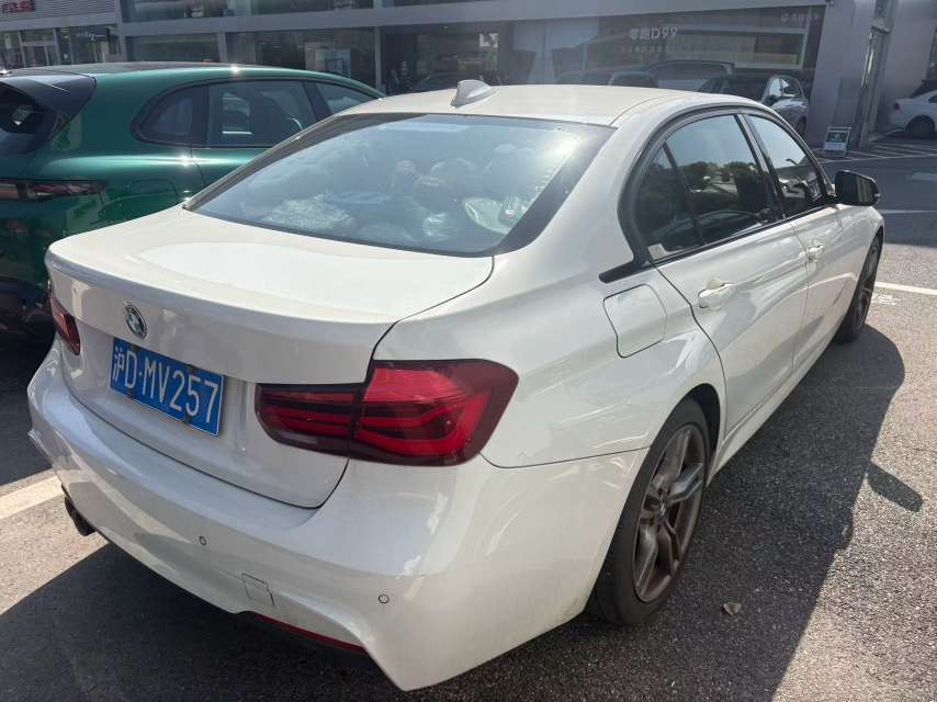 BMW 3 Series 320Li M Sport Shadow Edition 9