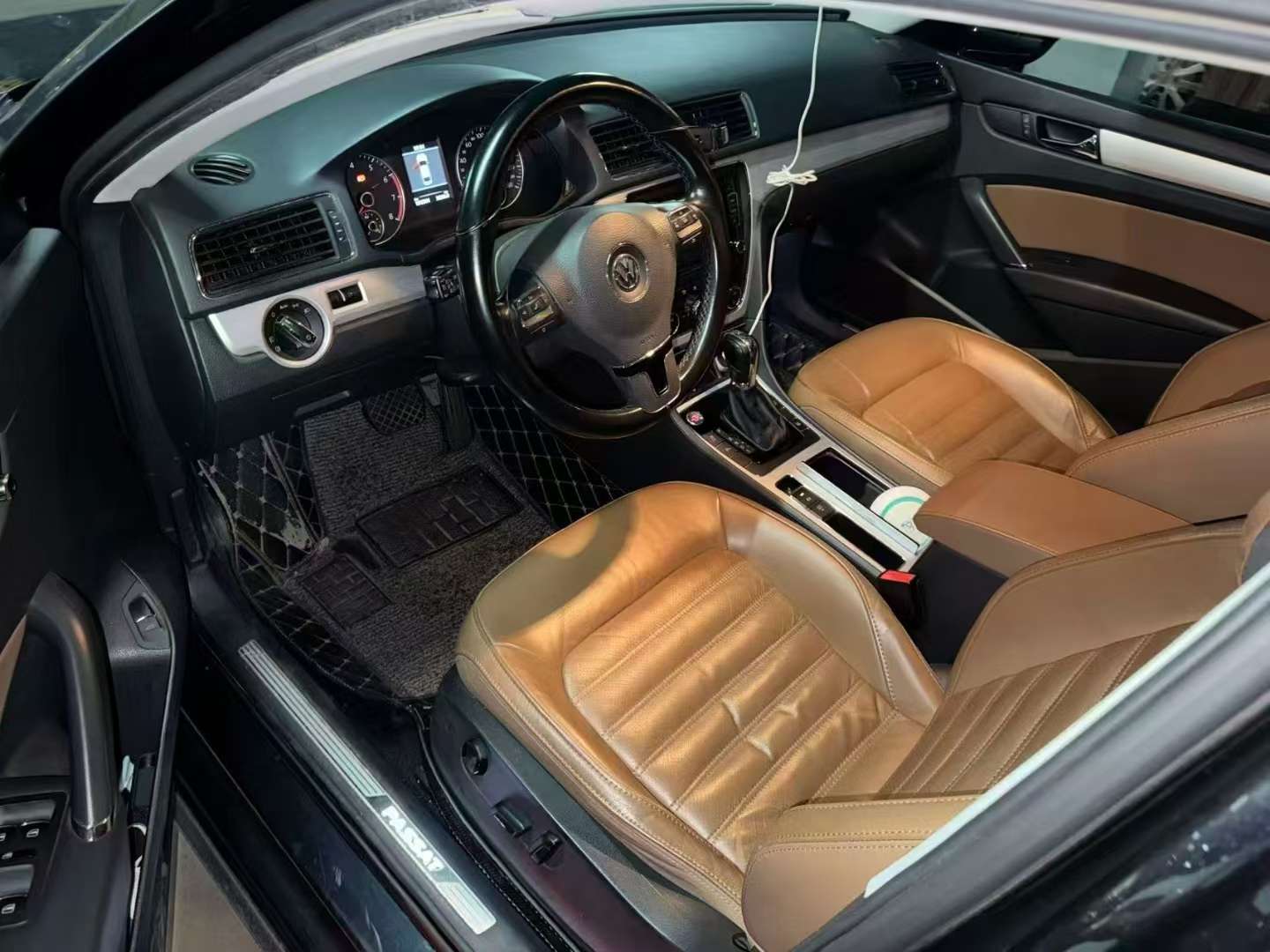 Volkswagen Passat 1.8T Yuzun 8