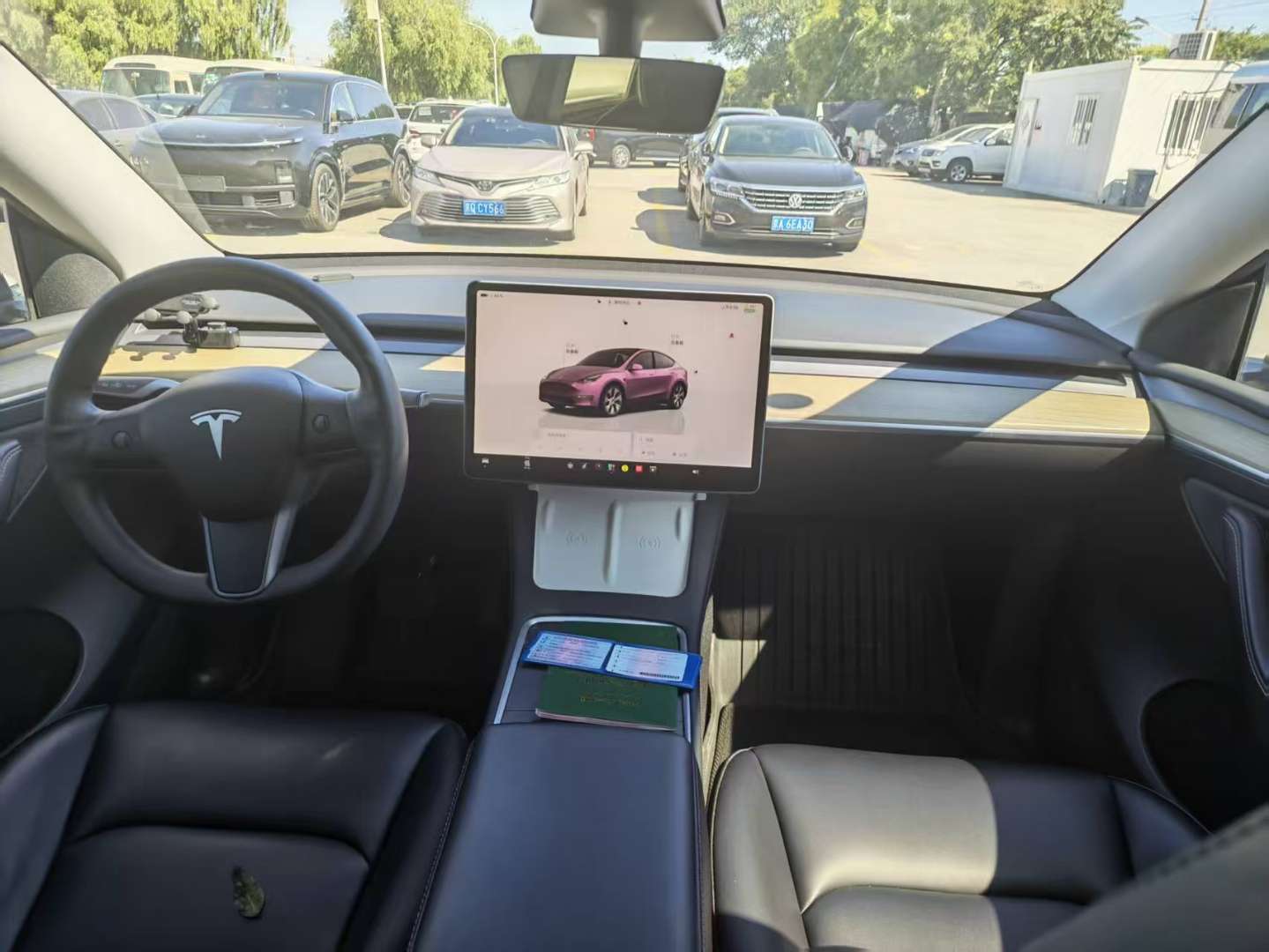 Tesla Model Y 2