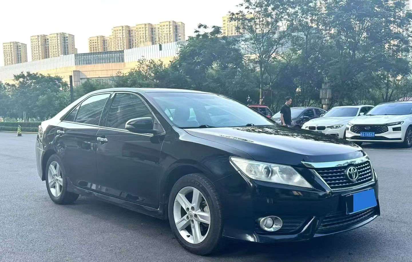 Toyota Camry 3
