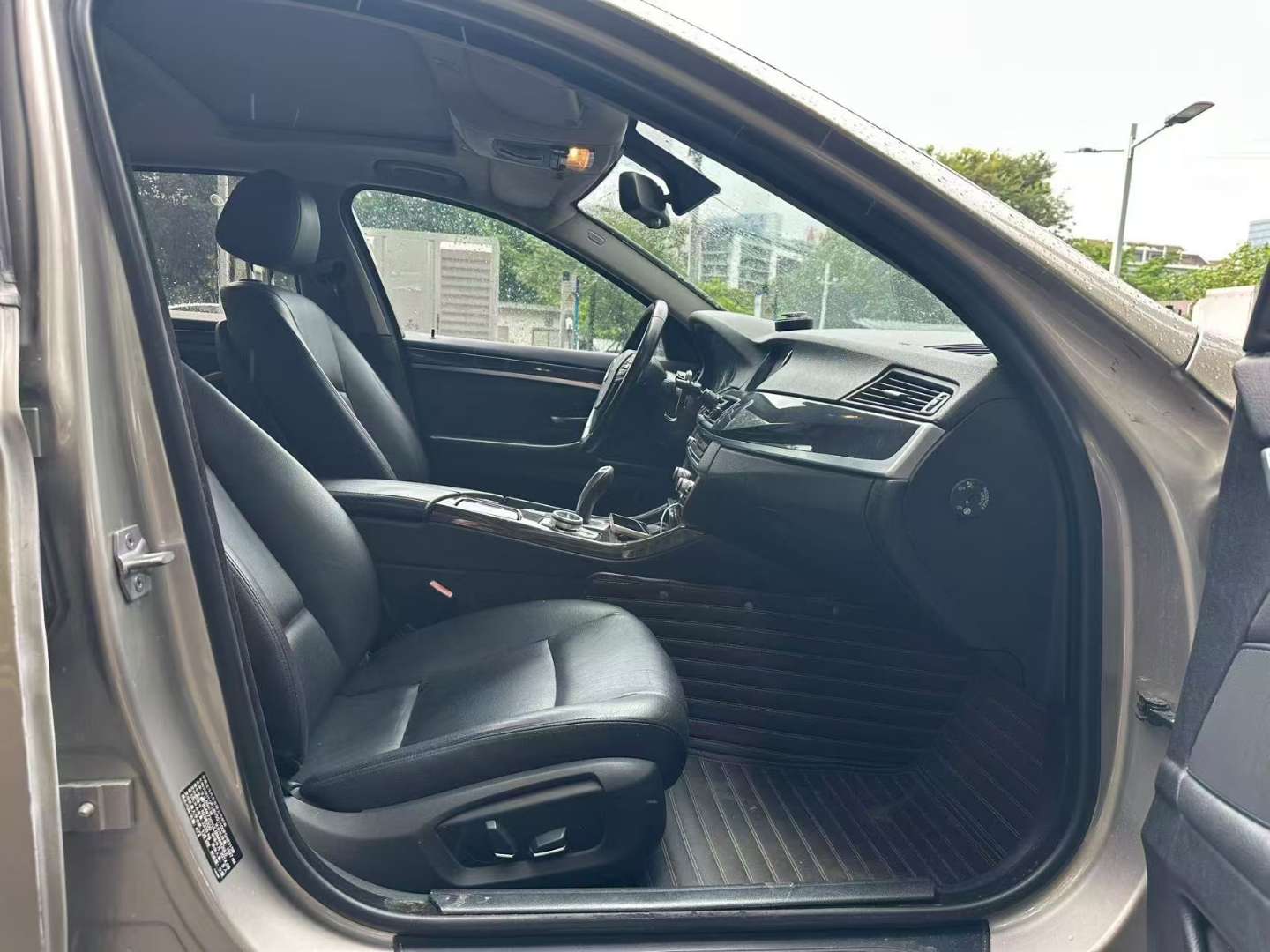BMW 5 Series 2.0T Elegant Edition 6