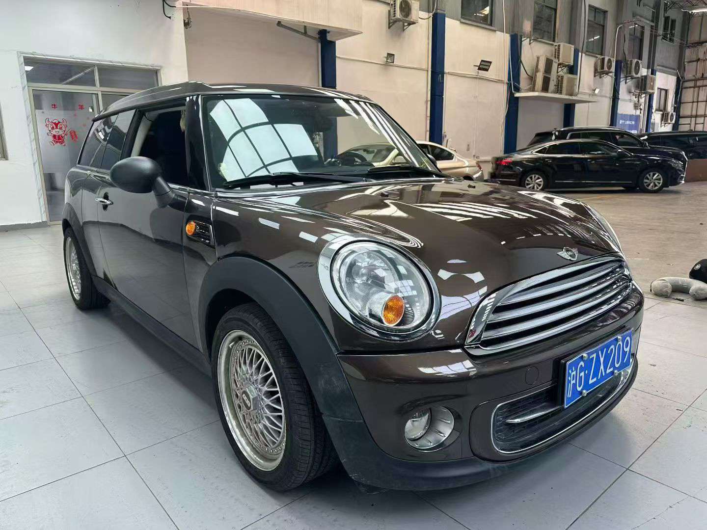 BMW MINI 2011 Extended Edition