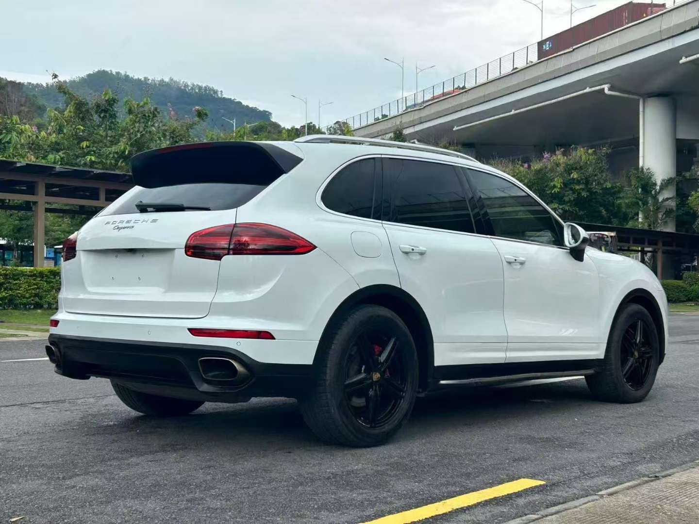 Porsche Cayenne 15 3.0T 4