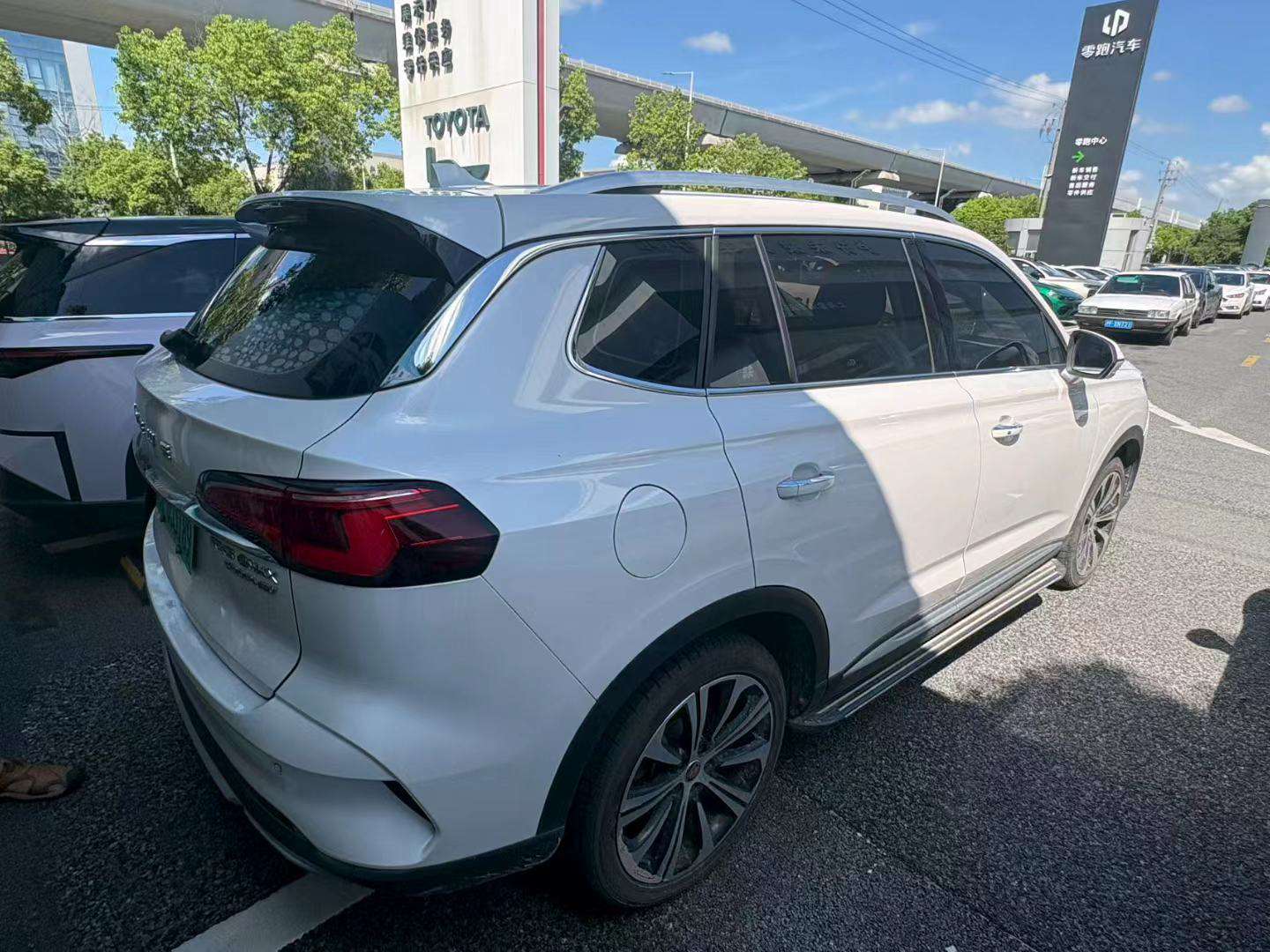Roewe eRX5 1.5 Smart Cabin Flagship Edition 9