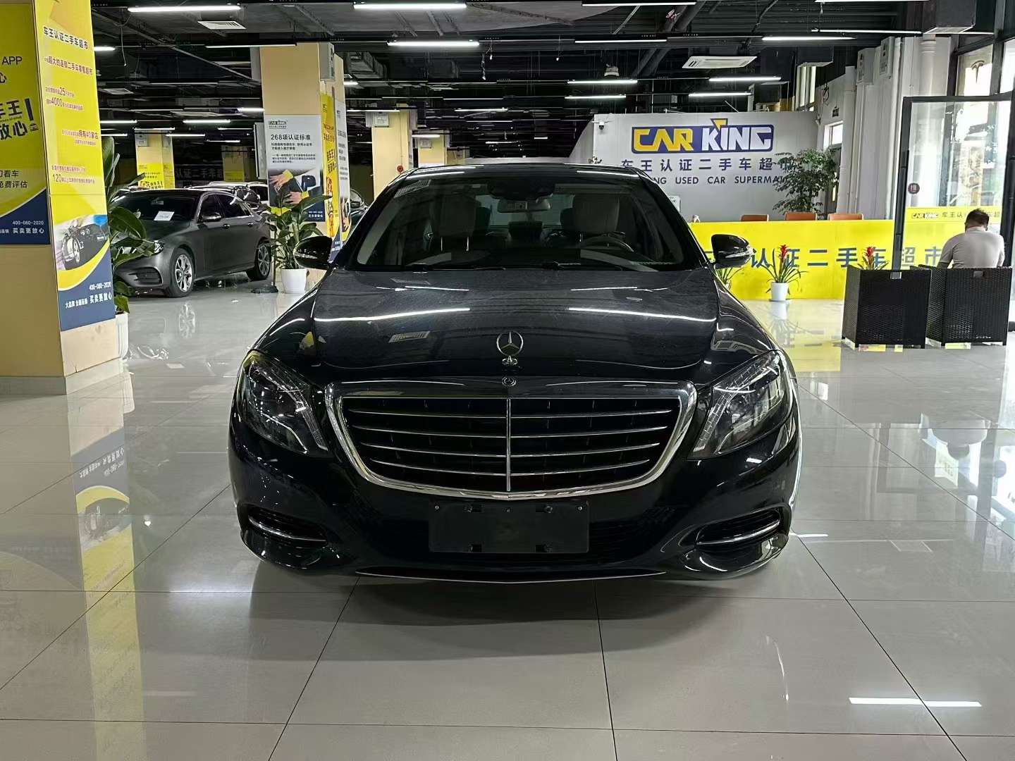 Mercedes-Benz S-Class S320 2