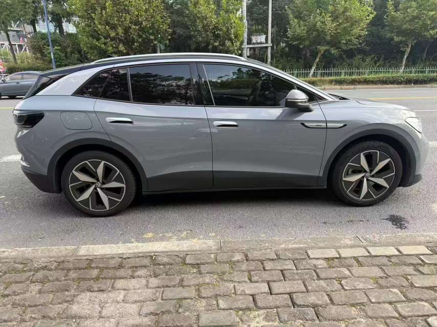 Volkswagen ID4 Long Range Litepro 8