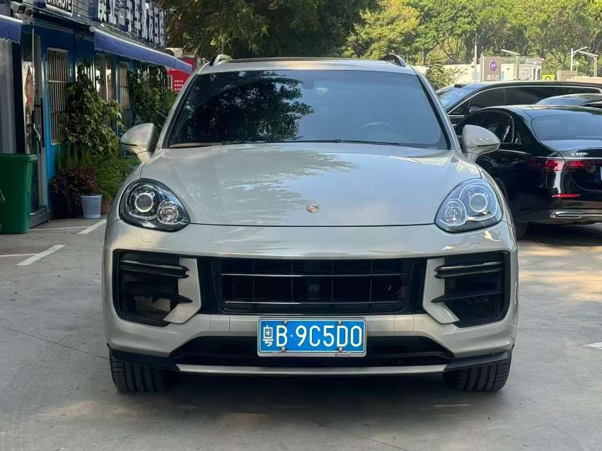 Porsche Cayenne 3.0T AWD