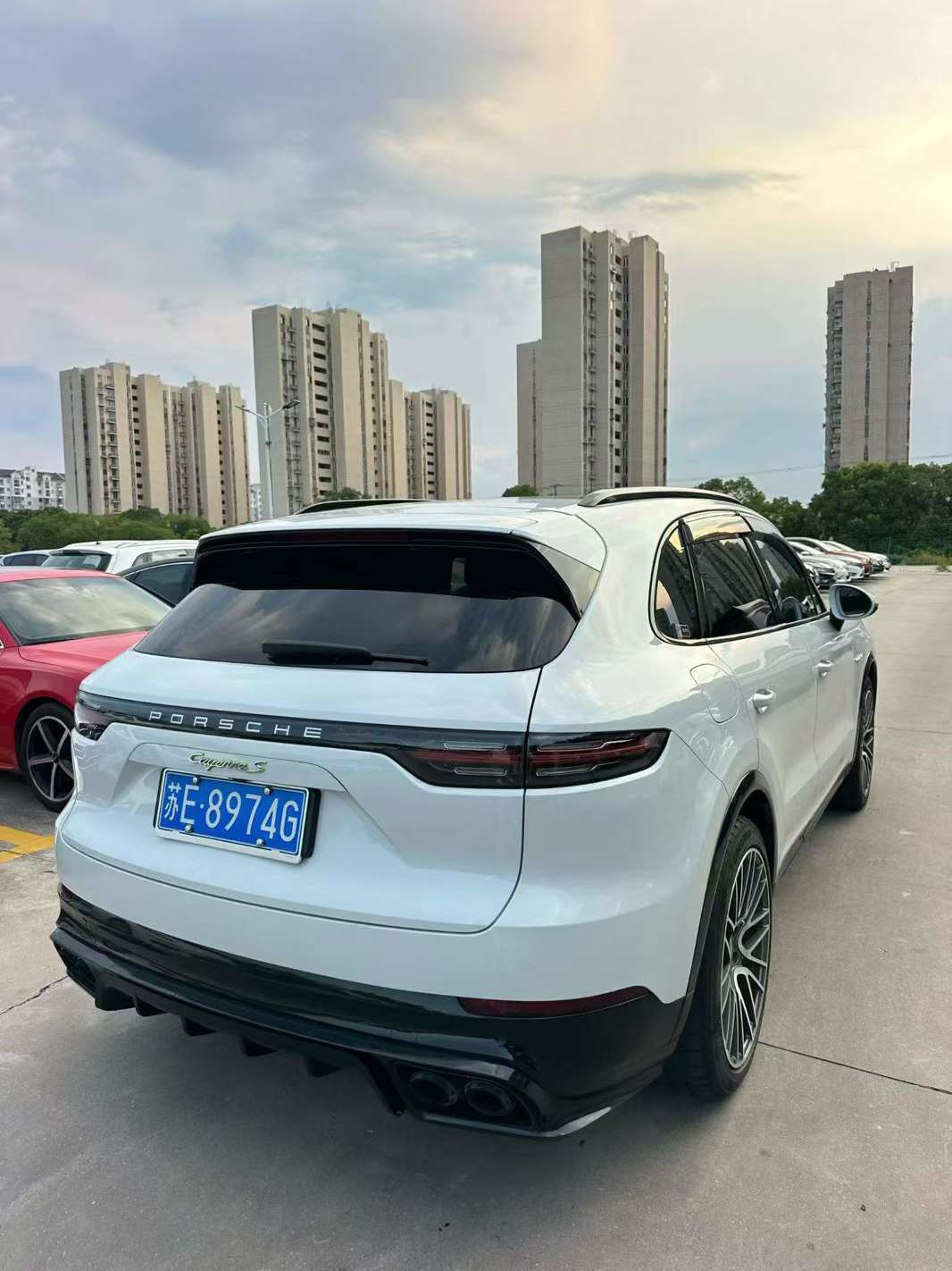 Porsche Cayenne Hybrid 4