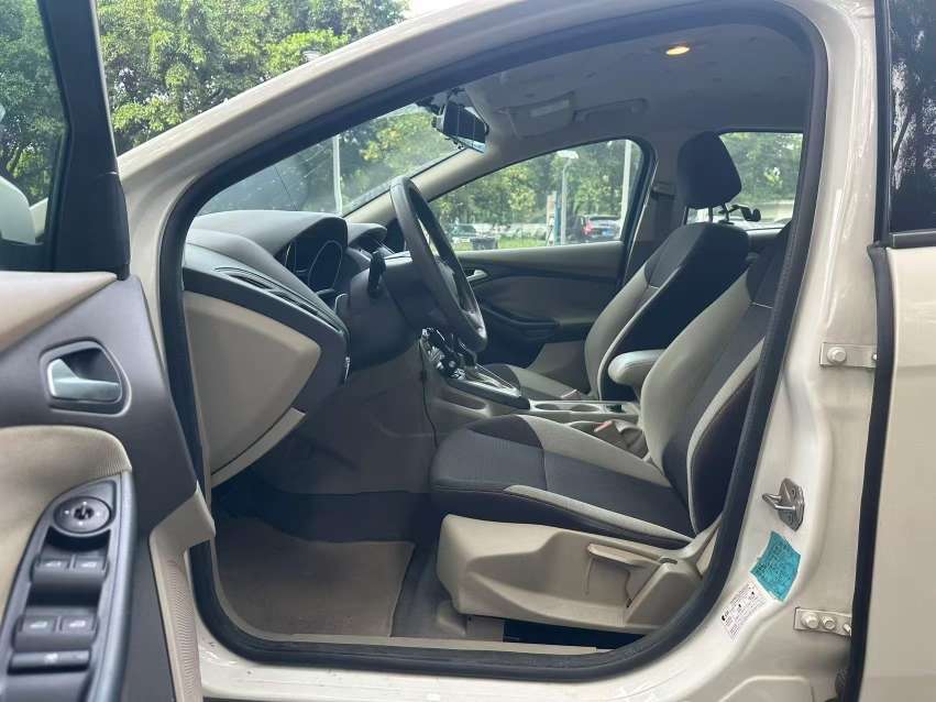 Ford Focus 7