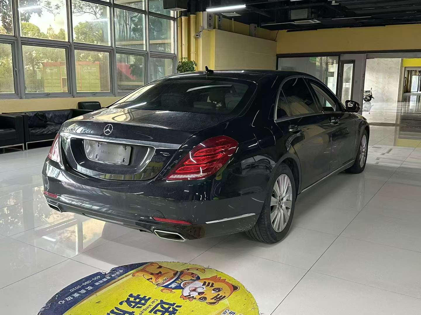 Mercedes-Benz S-Class S320 9