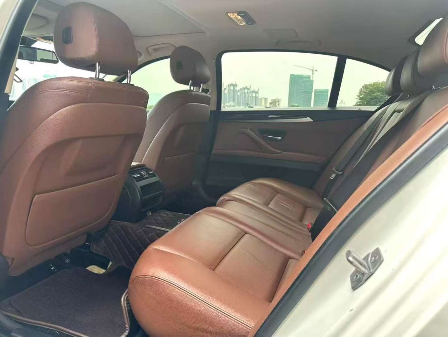 BMW 5 Series 2014 520Li 2.0T Elegance 6