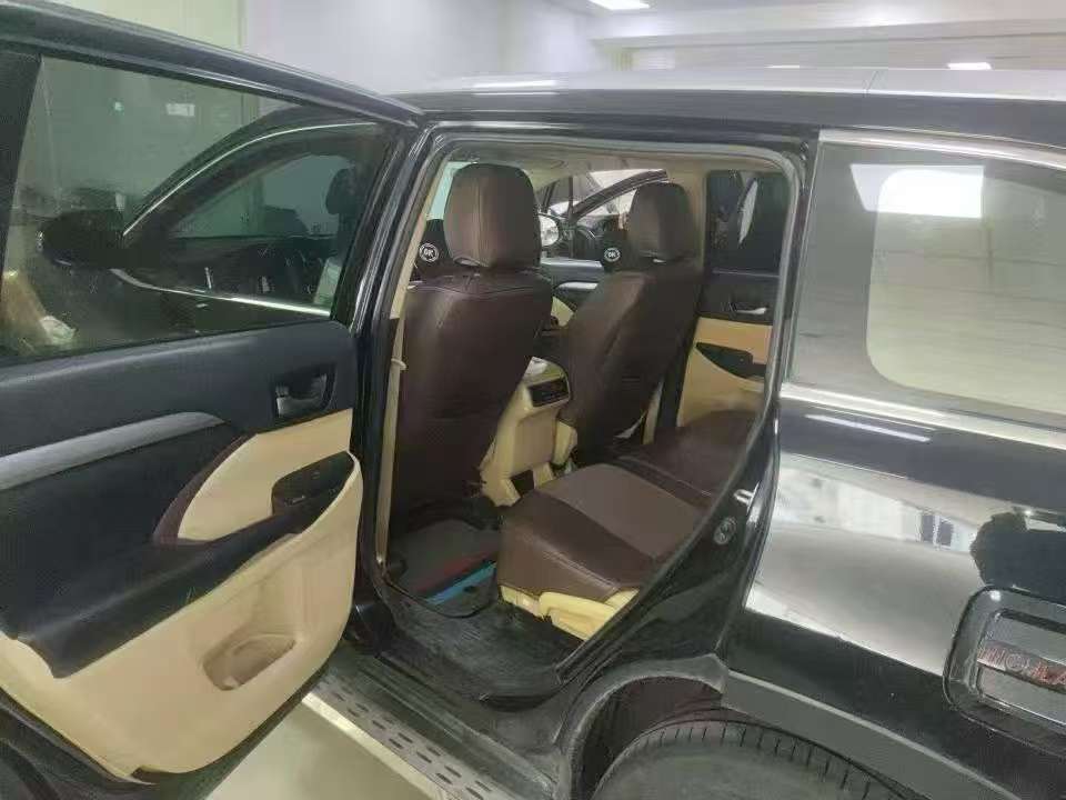 Toyota Highlander 2.0 AWD Luxury Edition 3