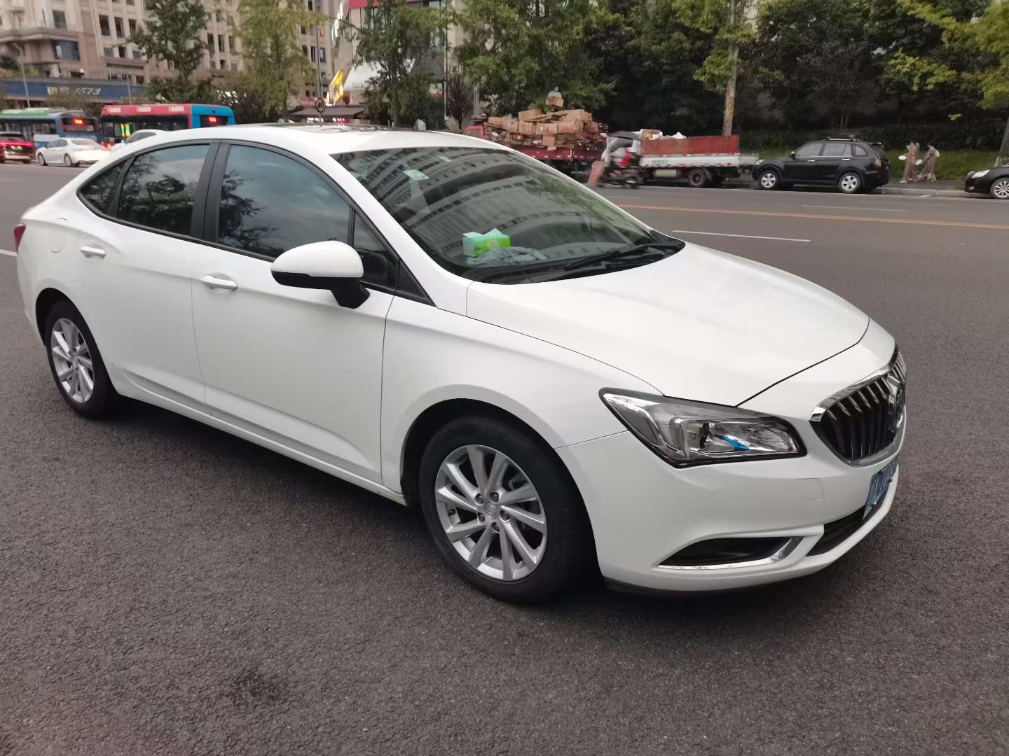 Buick Verano 1.5L Automatic Sunroof 2
